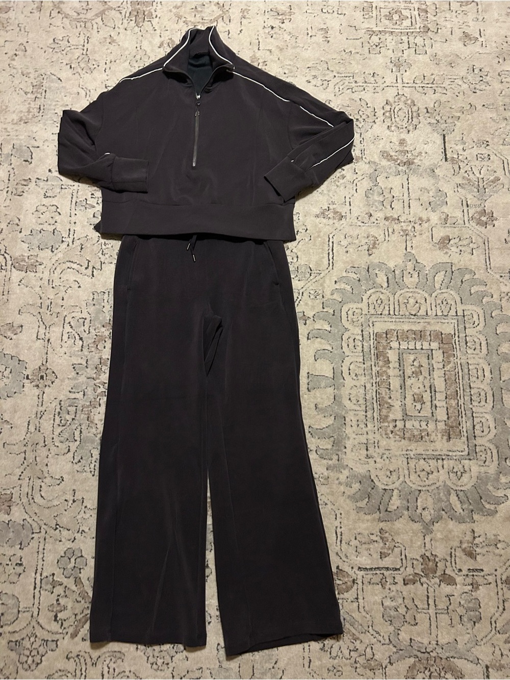Relaxed Wide-Leg Sweatpants and Half-Zip Pullover Set - gray